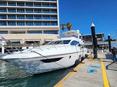 65' Azimut "Encore" - Cabo fishing charter