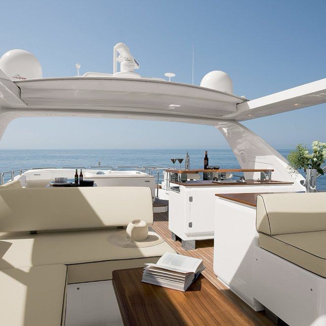 Image of 95' Azimut "Andreika" 2