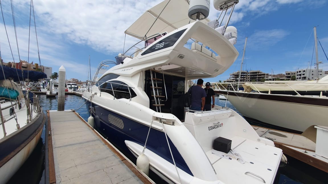 Image of 40' Azimut "Medex" 3